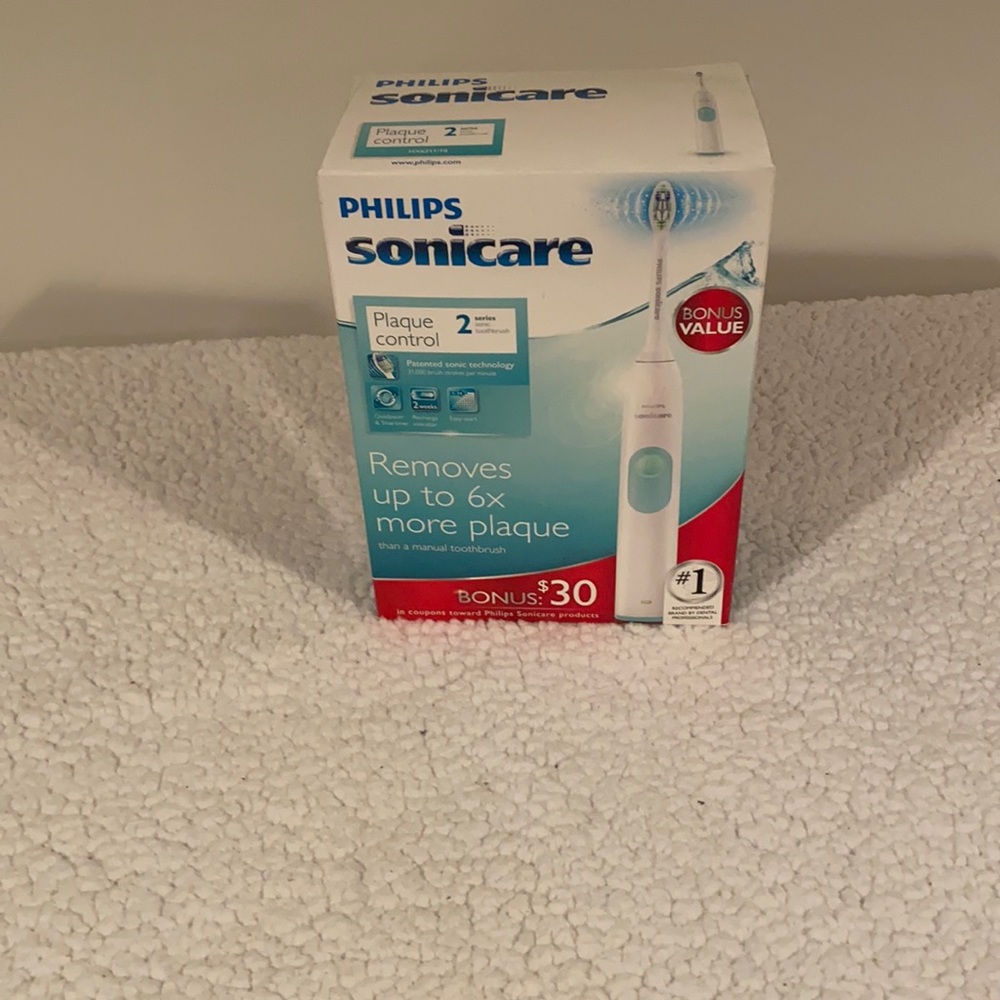 NWT philips toothbrush